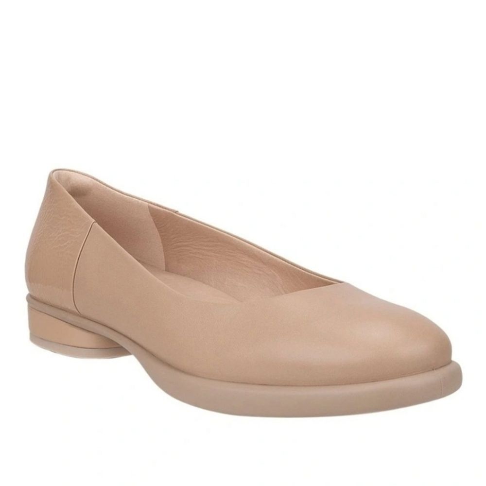 ECCO Sculpt Luxe Ballerina Leather and Patent Taupe Flats Size 9